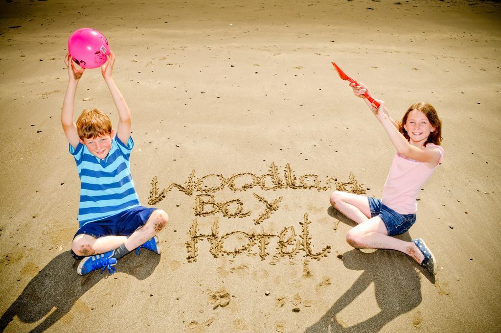Woodland Bay Hotel Гървън Екстериор снимка