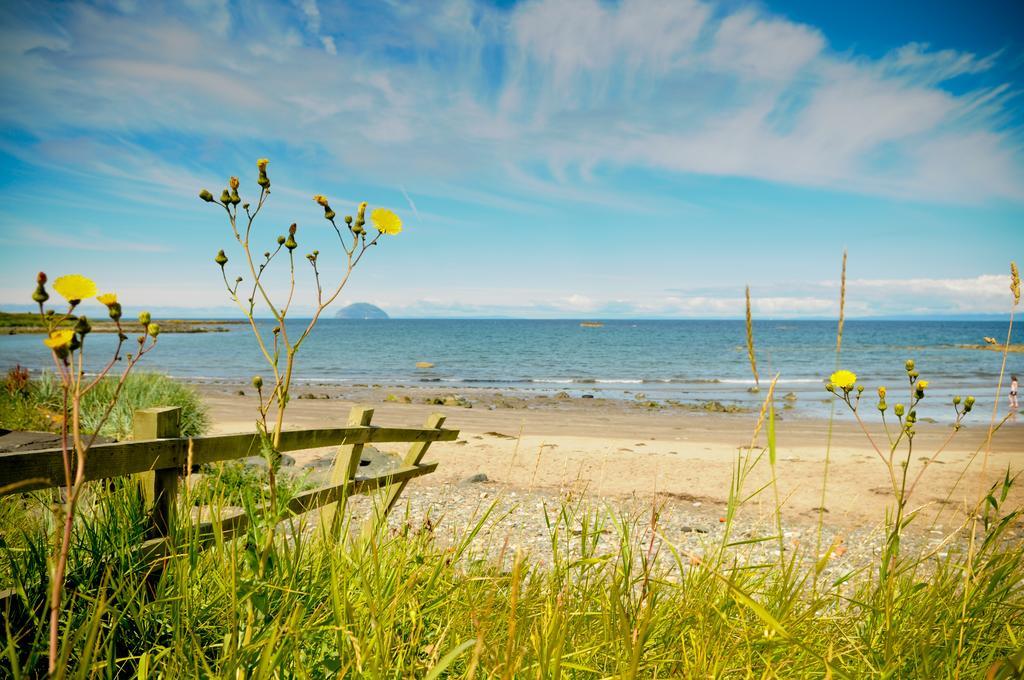 Woodland Bay Hotel Гървън Екстериор снимка